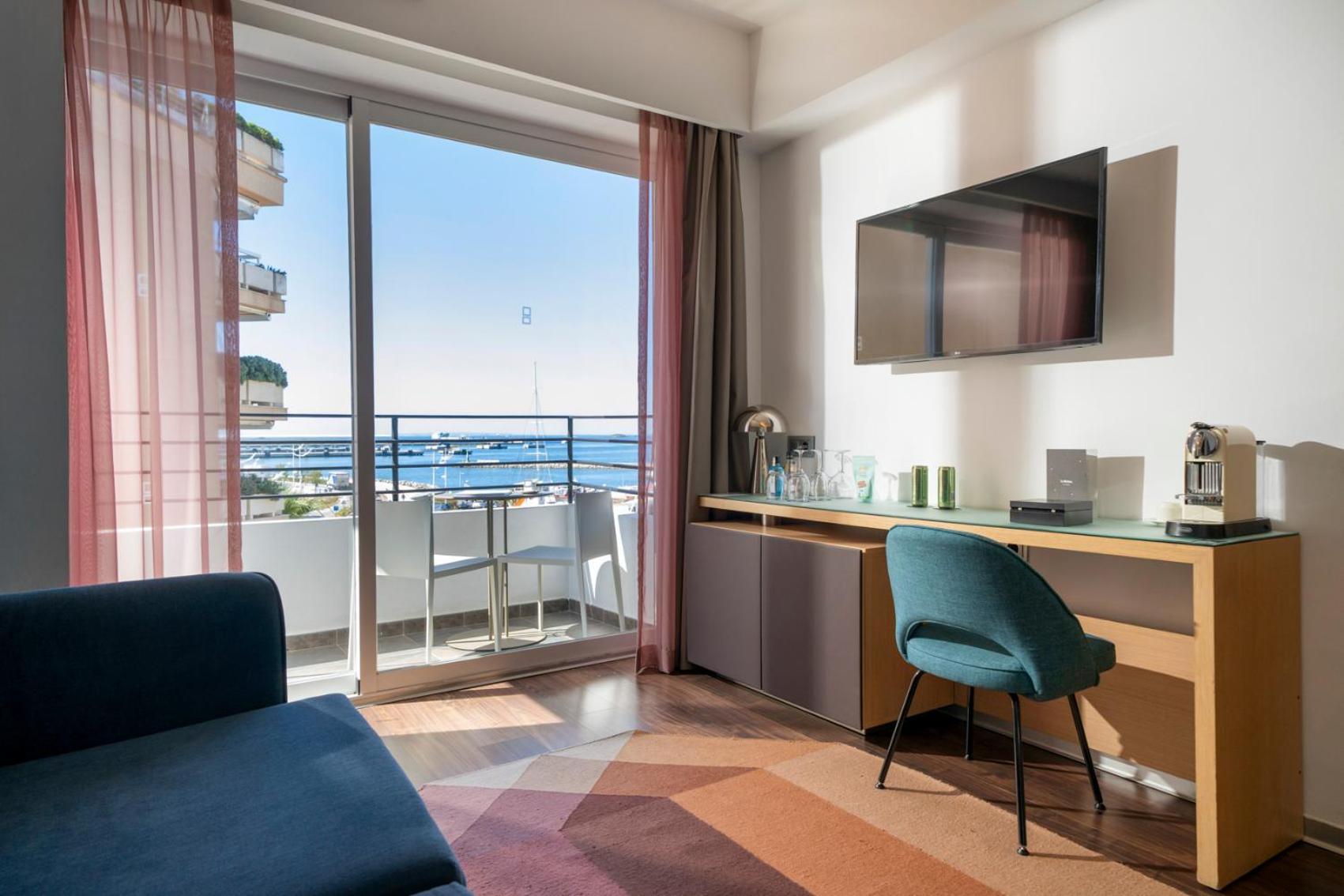 Suite Views of Formentera,1678626935:JPEG
